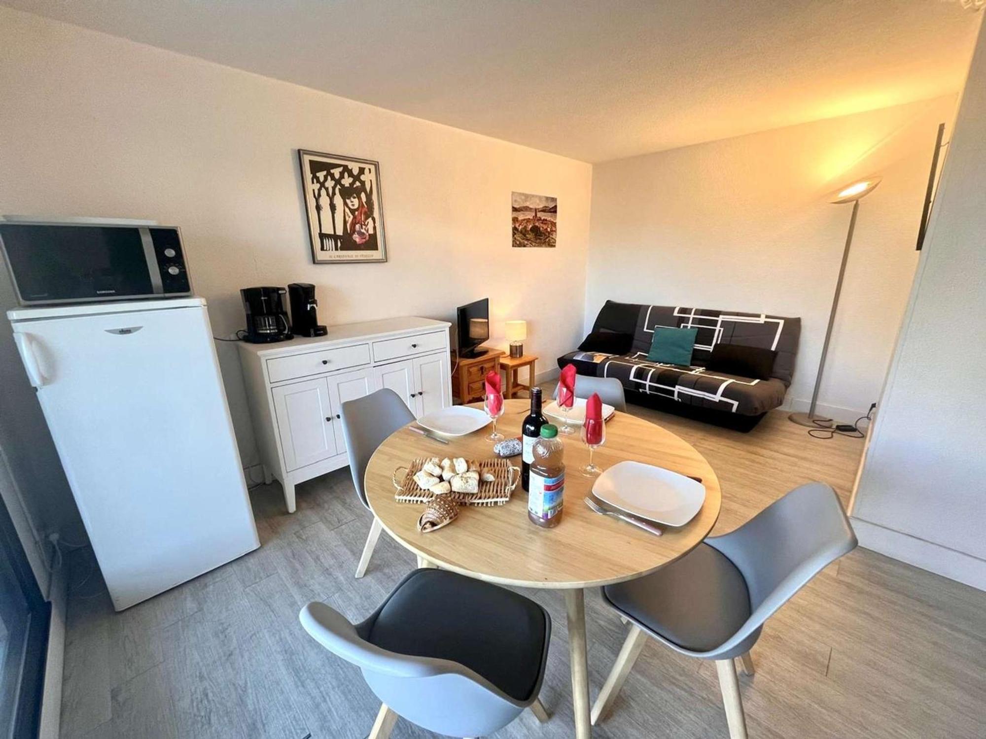 Appartement 2P, 4 Couchages, Terrasse Et Salon De Jardin A 200M De La Plage, Frejus - Fr-1-226A-22 Εξωτερικό φωτογραφία
